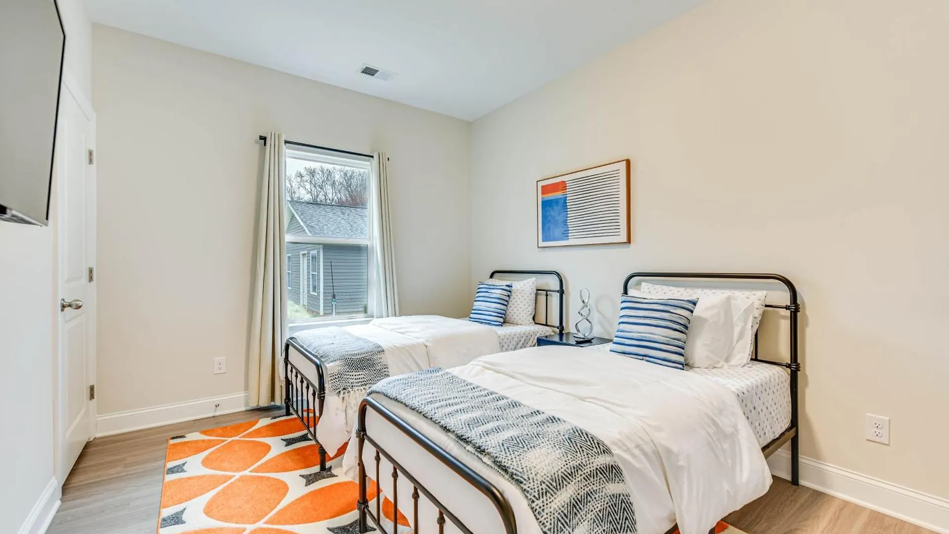 Family-Friendly Home About 5 Mi To Unc Charlotte! Holiday home Charlotte