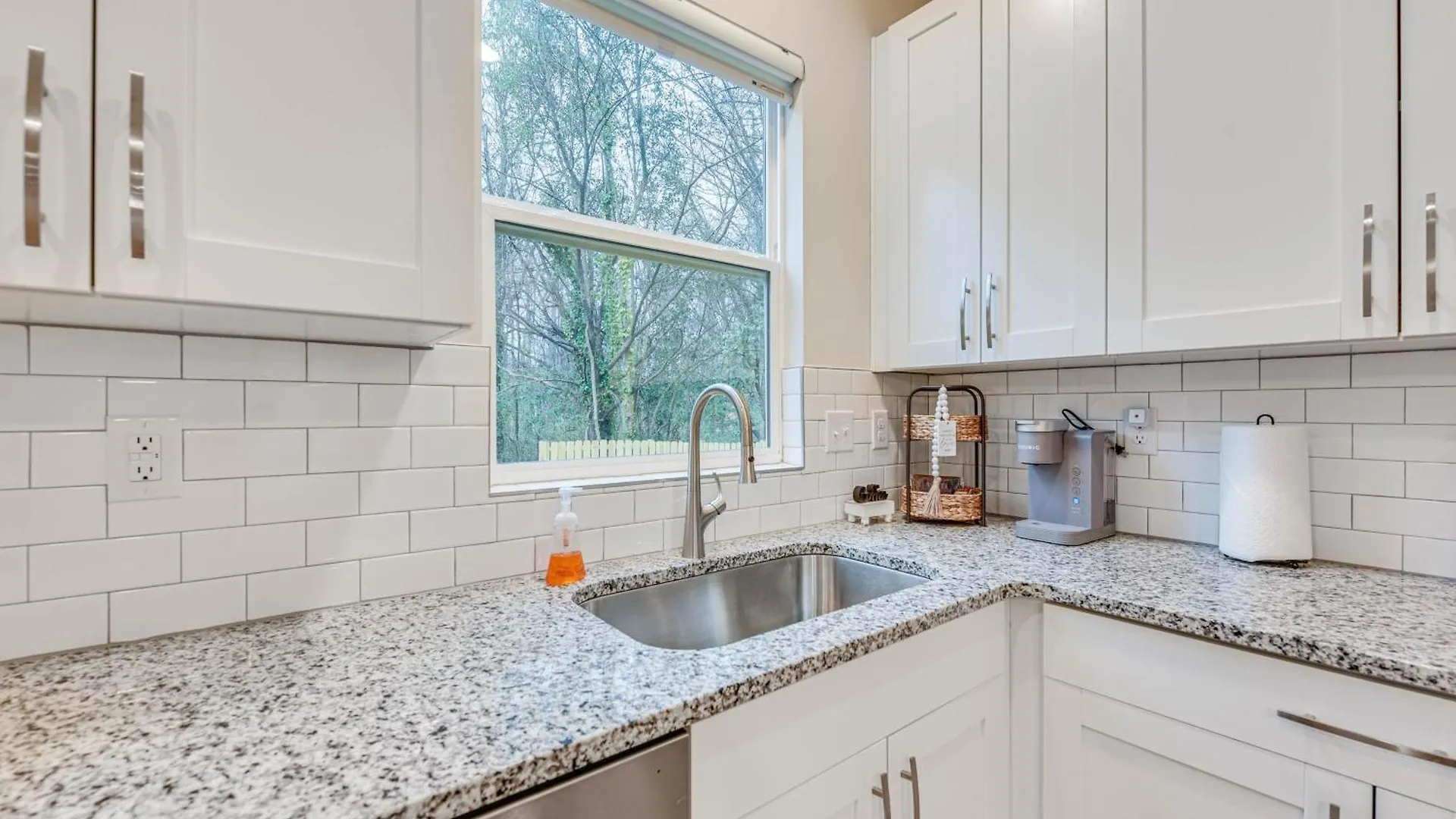 Family-Friendly Home About 5 Mi To Unc Charlotte! Charlotte